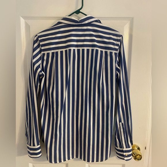 GAP classic fitted  boyfriend shirt - Picture 2 of 3